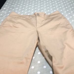 Women’s pants. Excellent condition.